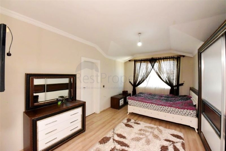 4+1 penthouse with separate kitchen in Oba area