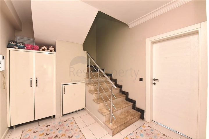 4+1 penthouse with separate kitchen in Oba area