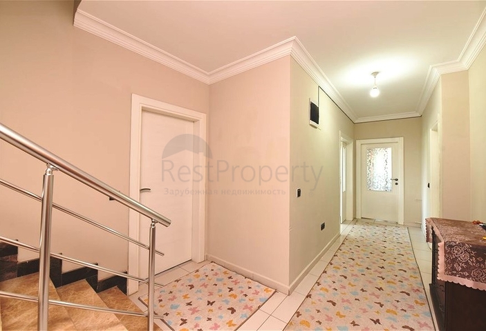 4+1 penthouse with separate kitchen in Oba area