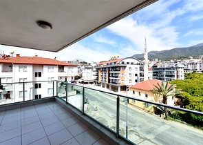 4+1 penthouse with separate kitchen in Oba area