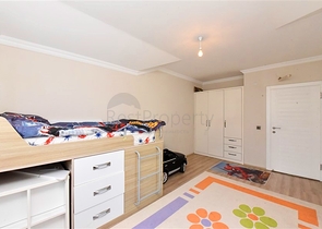 4+1 penthouse with separate kitchen in Oba area