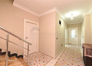 4+1 penthouse with separate kitchen in Oba area