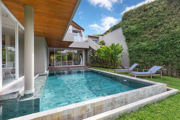 The fifth villa project from a well-known developer in Phuket