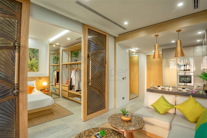 View complex on Karon