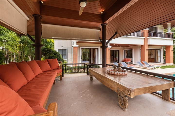 Luxury and comfortable holiday villas in Phuket