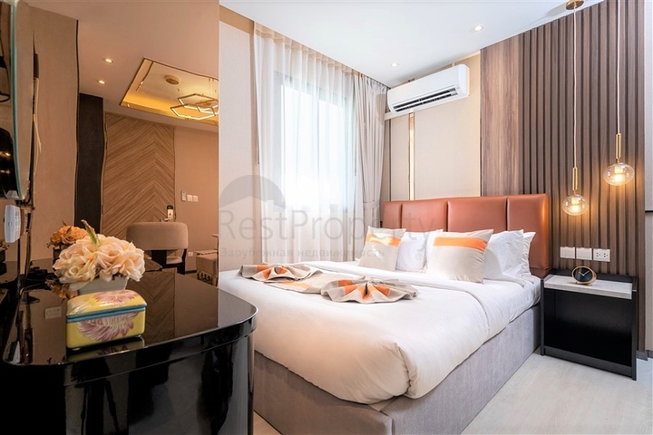 Modern condominium near Nayang Beach