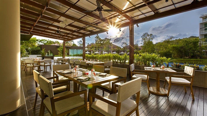 Three-bedroom duplex villa in a new complex