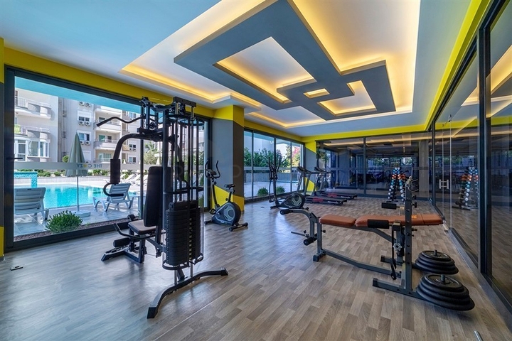 2+1 apartment with sea view in Mahmutlar