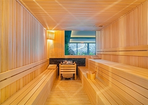 2+1 apartment with sea view in Mahmutlar