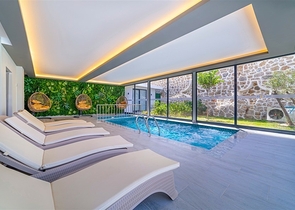 2+1 apartment with sea view in Mahmutlar