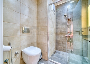 2+1 apartment with sea view in Mahmutlar