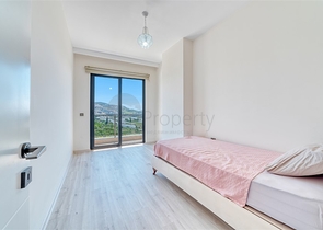 2+1 apartment with sea view in Mahmutlar