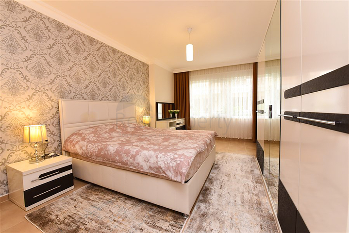 Spacious 2+1 apartment just 150 m from the sea in Oba area