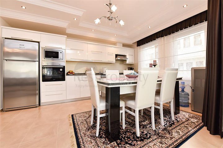 Spacious 2+1 apartment just 150 m from the sea in Oba area