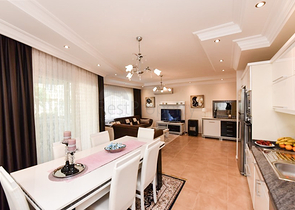 Spacious 2+1 apartment just 150 m from the sea in Oba area