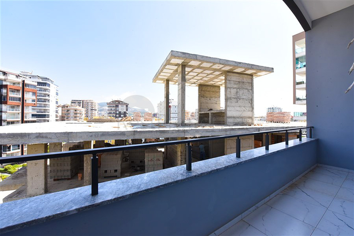 3+1 penthouse in Mahmutlar district
