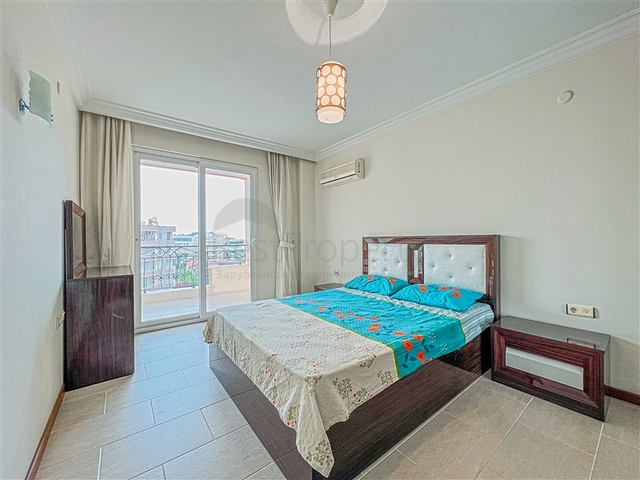 2+1 apartment in the Mahmutlar area 50 m from the sea