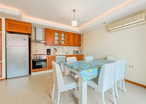 2+1 apartment in the Mahmutlar area 50 m from the sea