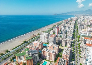 2+1 apartment in the Mahmutlar area 50 m from the sea