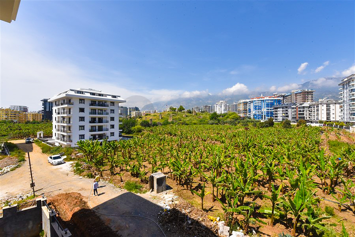 1+1 apartment in a new project in Mahmutlar district