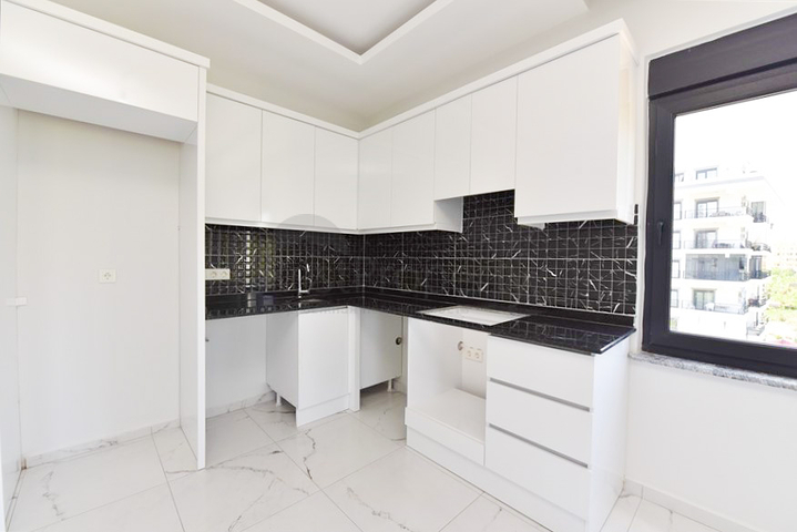 1+1 apartment in Mahmutlar;