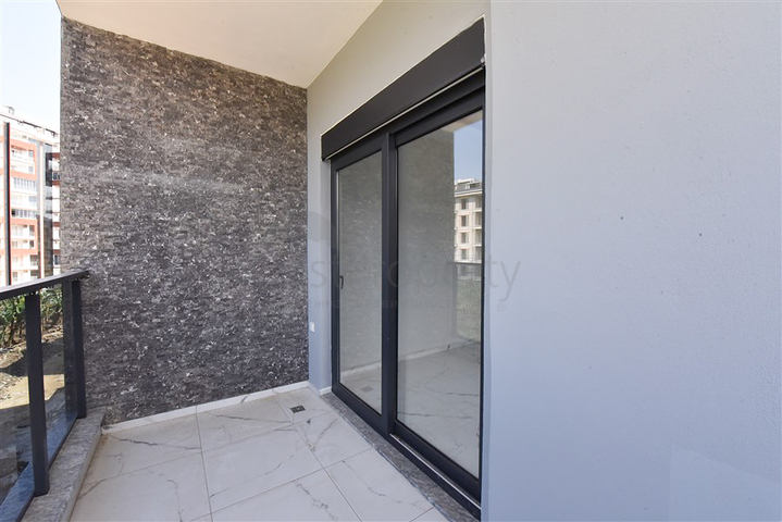 1+1 apartment in Mahmutlar;