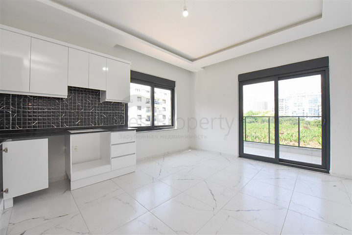 1+1 apartment in Mahmutlar;