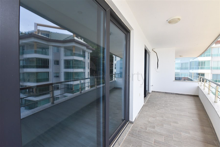 3+1 penthouse in Kargicak district with the possibility of obtaining Turkish citizenship