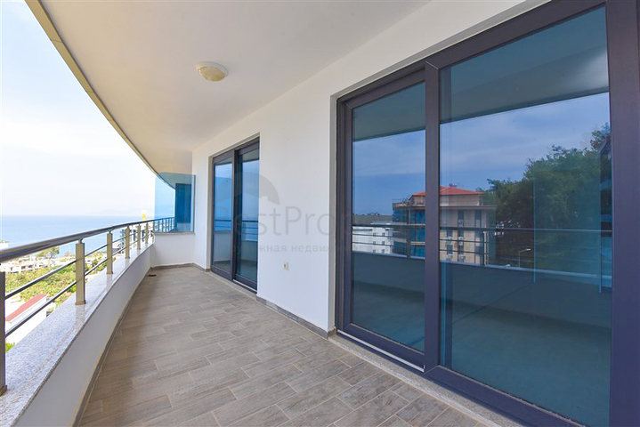 3+1 penthouse in Kargicak district with the possibility of obtaining Turkish citizenship