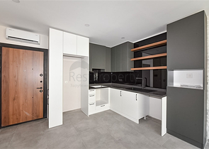 Spacious one-bedroom apartment on Cleopatra