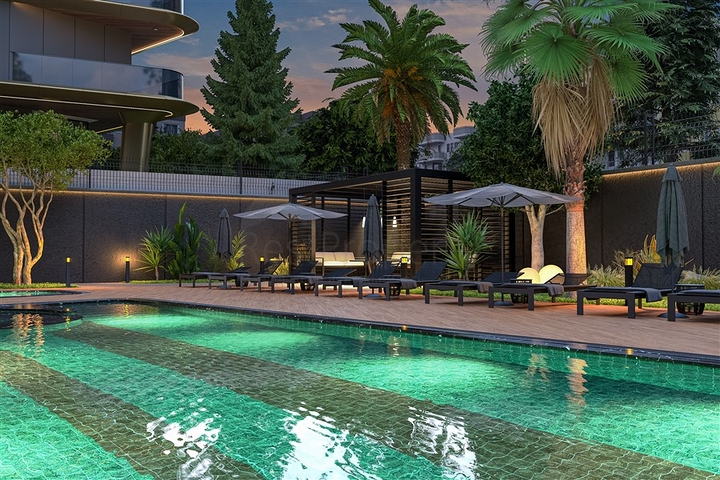 1+1 in a new complex on Cleopatra