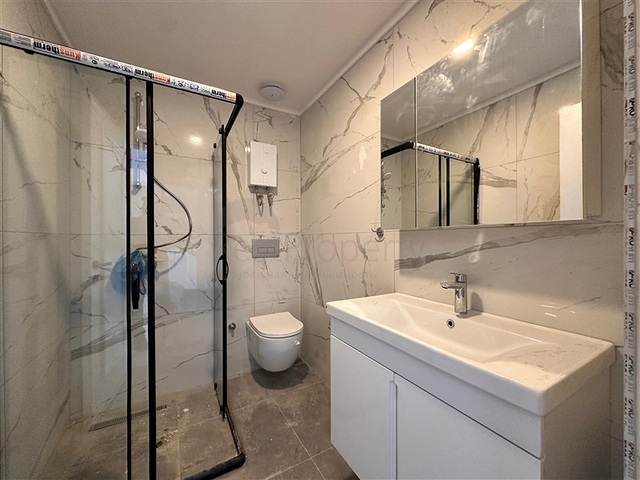 1+1 in a new complex on Cleopatra