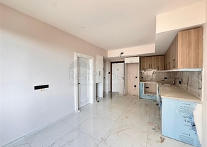 1+1 in a new complex on Cleopatra