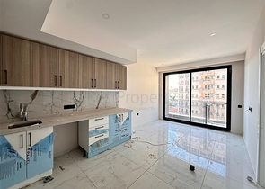 1+1 in a new complex on Cleopatra