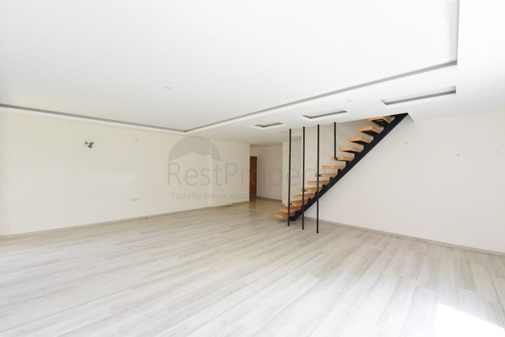 Luxury duplex for citizenship