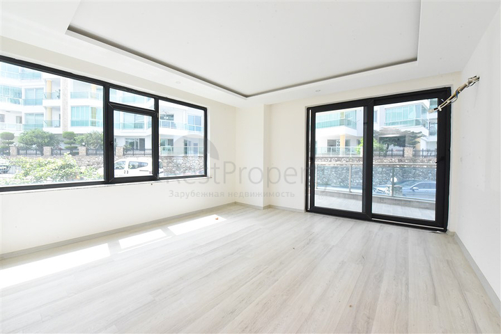 Luxury duplex for citizenship