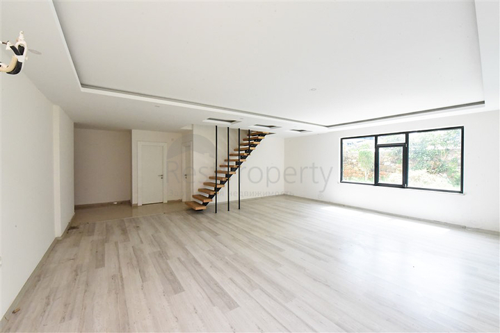 Luxury duplex for citizenship