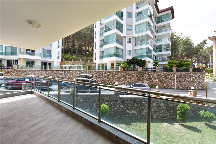 Luxury duplex for citizenship