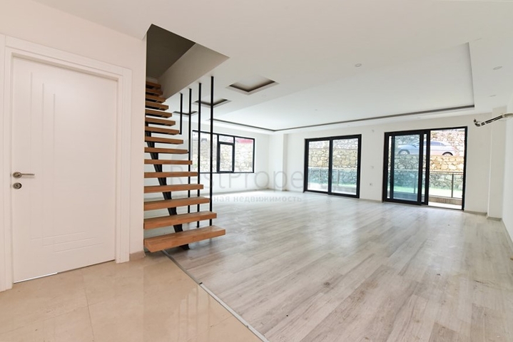 Luxury duplex for citizenship