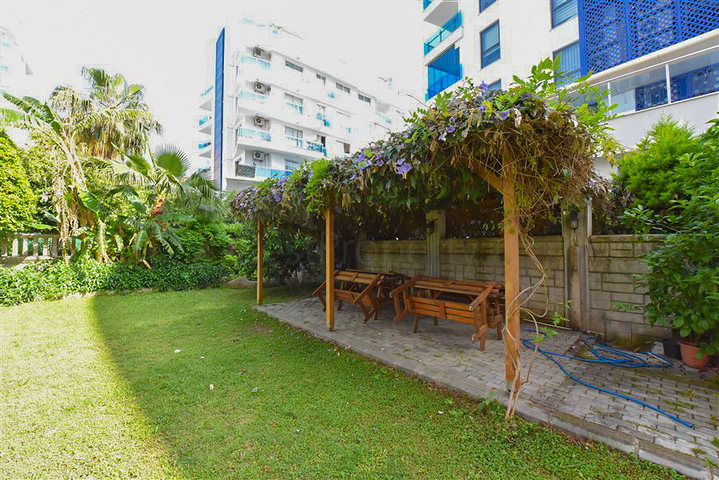 Apartment 3+1 in the center of Alanya