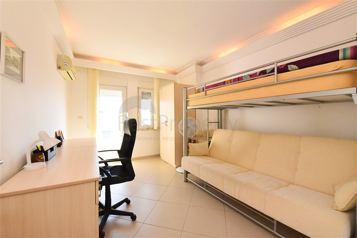 Apartment 3+1 in the center of Alanya
