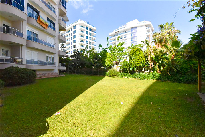 Apartment 3+1 in the center of Alanya