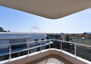 Apartment 3+1 in the center of Alanya