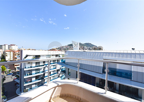 Apartment 3+1 in the center of Alanya