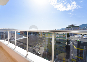 Apartment 3+1 in the center of Alanya