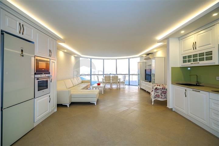 Spacious two-storey villa with panoramic views of the Mediterranean Sea