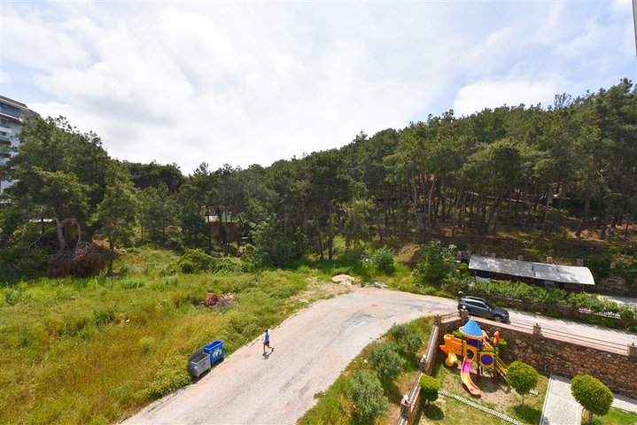 2+1 apartment in the picturesque Kargicak area, just 300 m from the sea