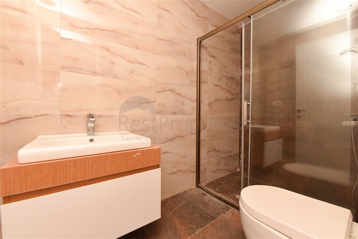 2+1 apartment in the picturesque Kargicak area, just 300 m from the sea