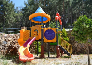 2+1 apartment in the picturesque Kargicak area, just 300 m from the sea