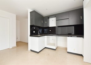 2+1 apartment in the picturesque Kargicak area, just 300 m from the sea